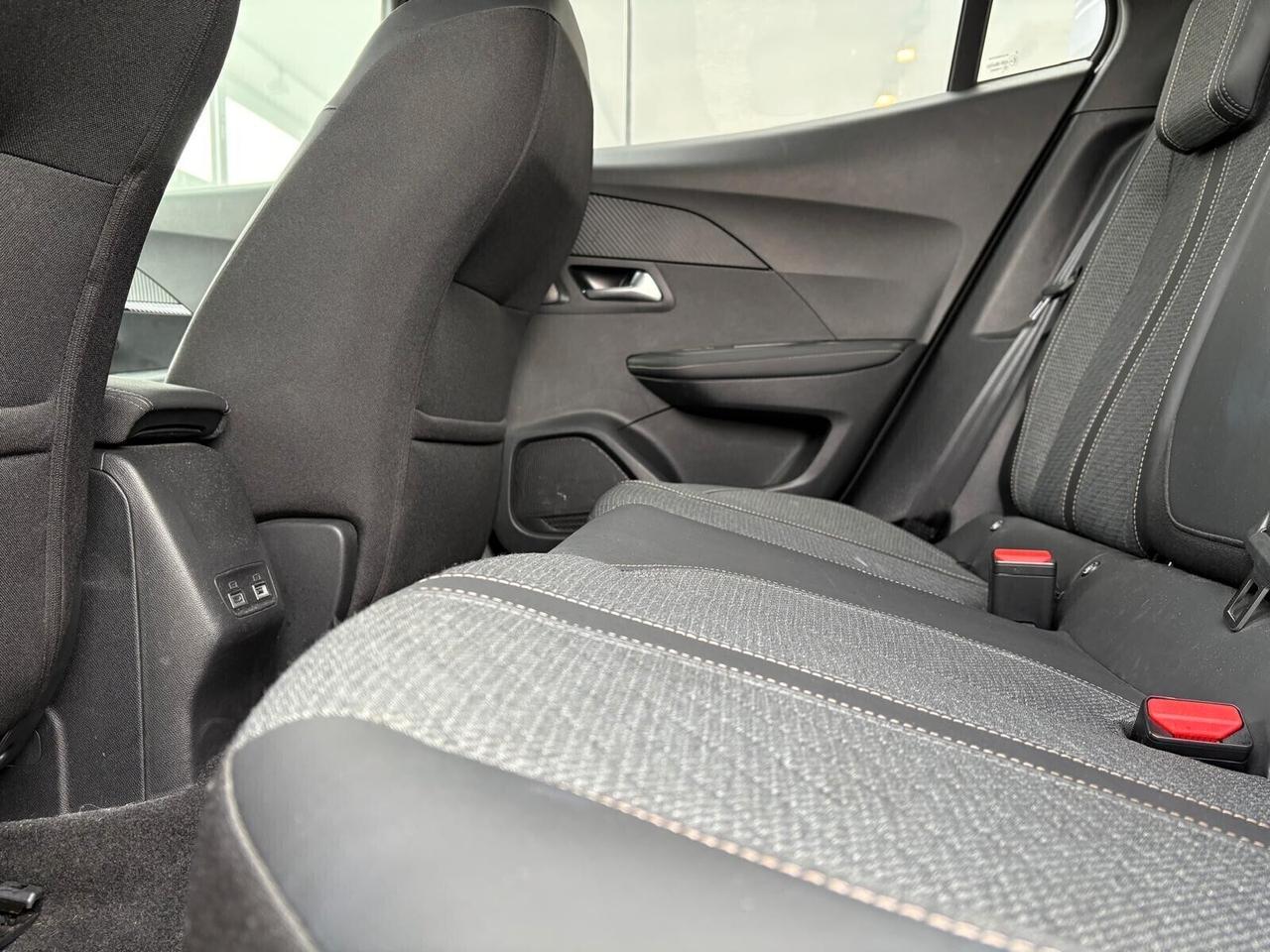 Peugeot 2008 ALLURE PureTech 100 6mt SPOTICAR