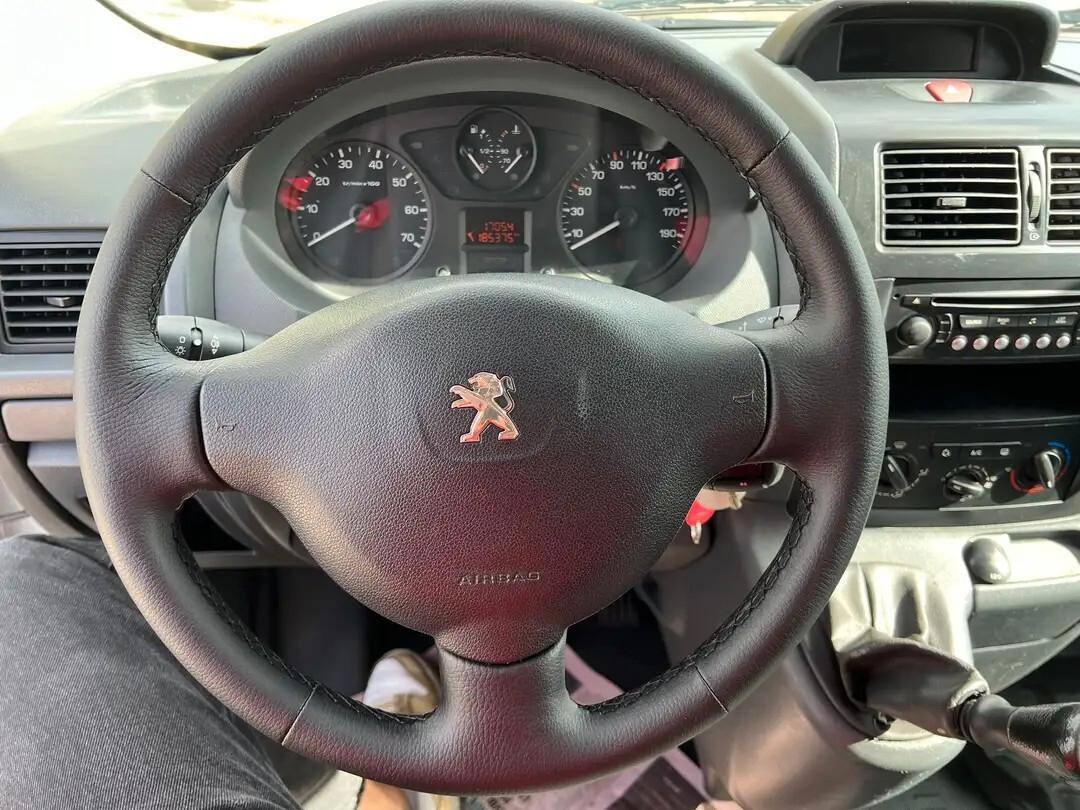 Peugeot Expert 1.6 HDi 90CV