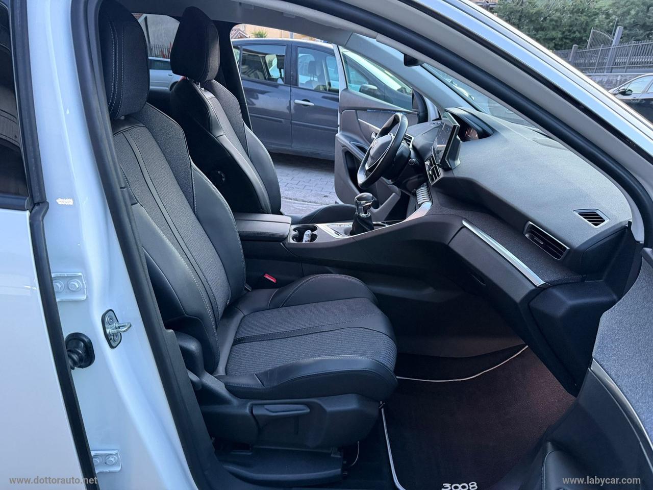 PEUGEOT 3008 BlueHDi 130 S&S Allure Pack