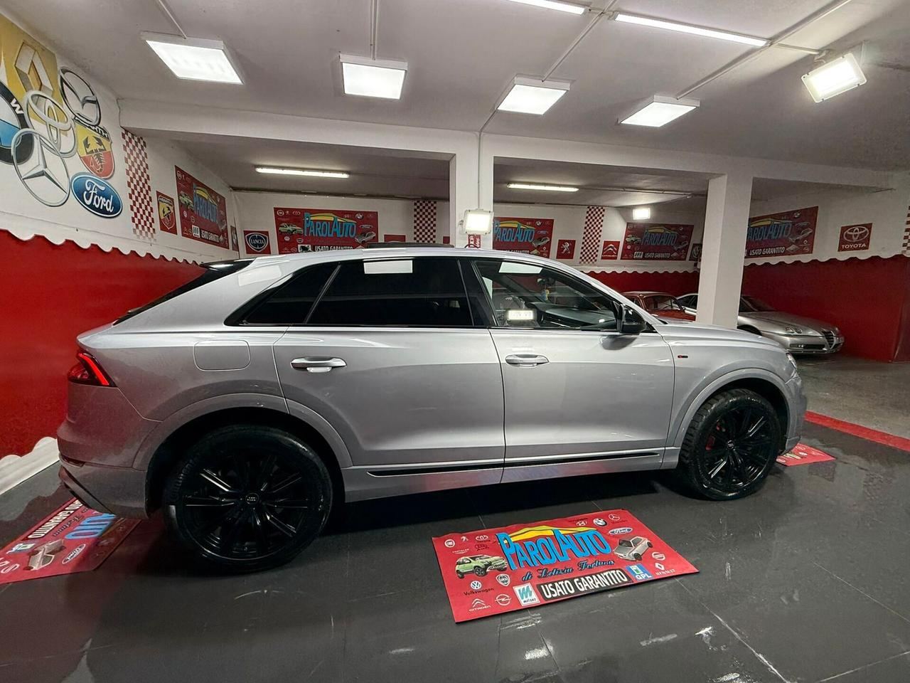 Audi Q8 50 3.0 TDI 286cv quattro S-LINE - 2019