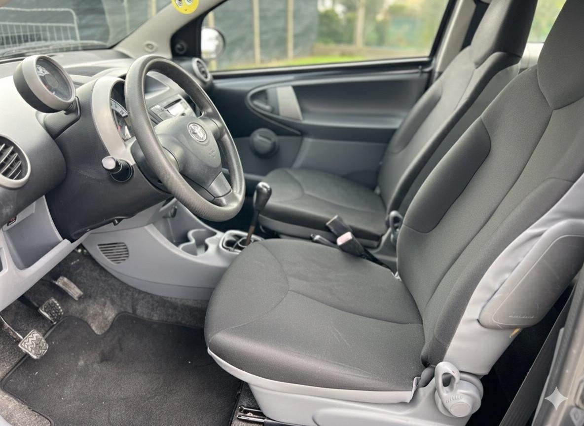 Toyota Aygo 1.0 12V VVT-i 3 porte Sol