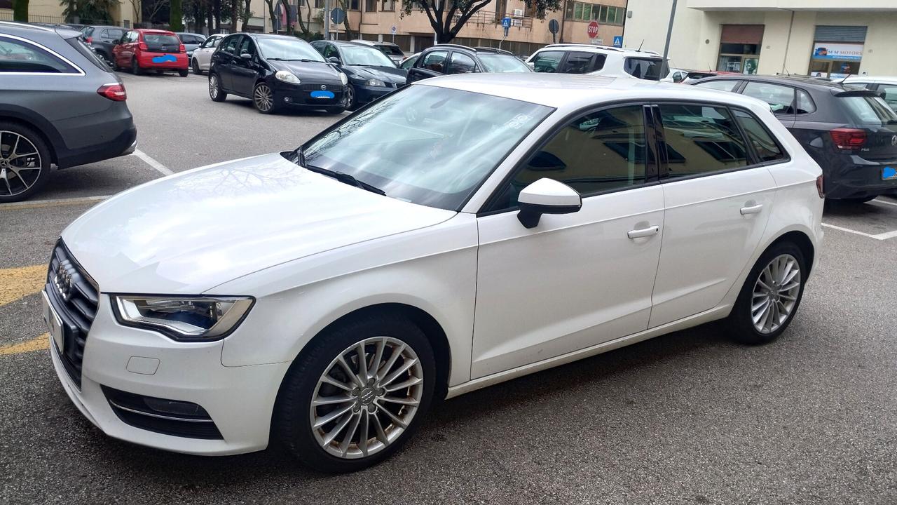 Audi A3 SPB 1.6 TDI clean diesel Business NEOPATENTATI