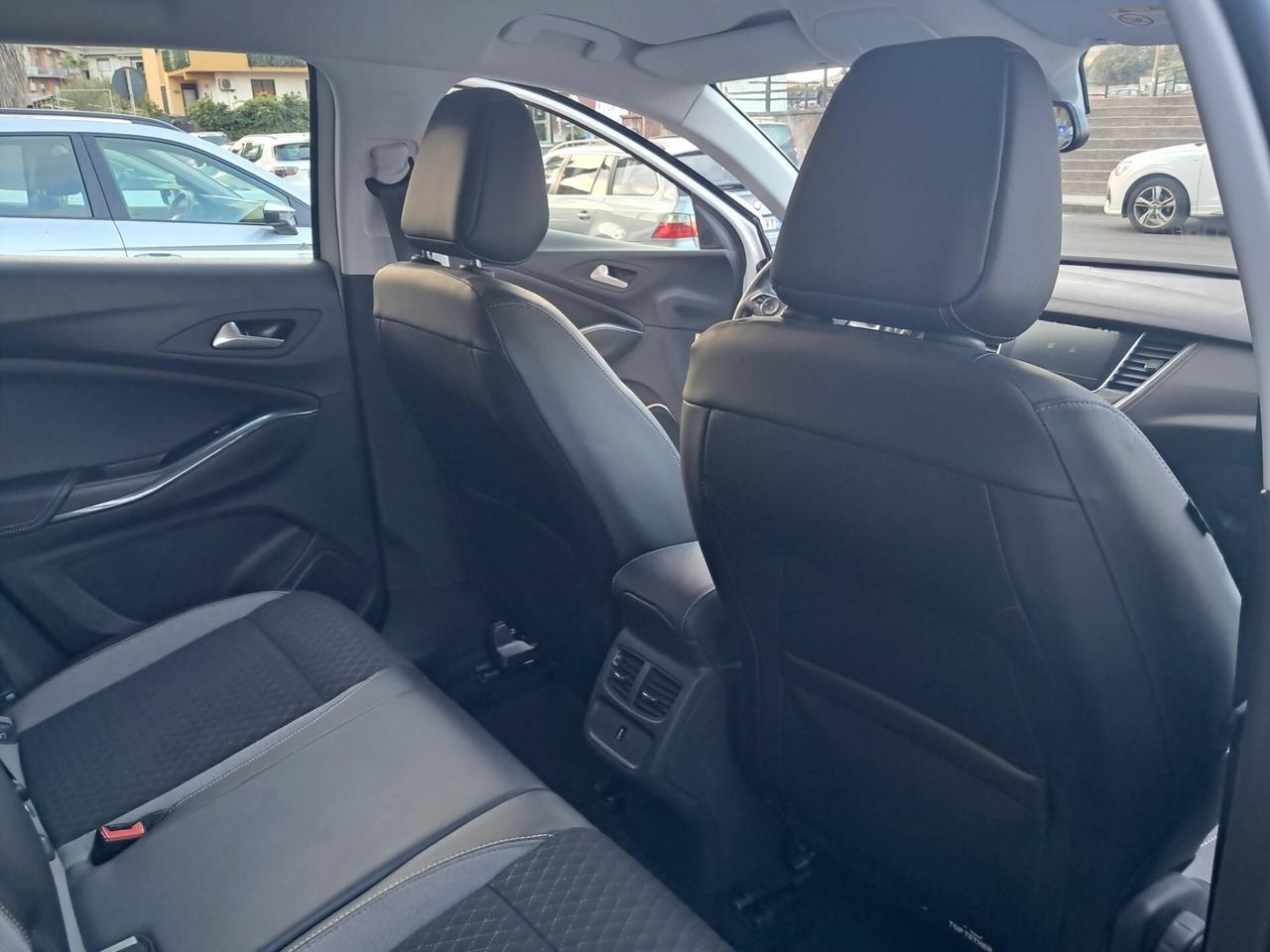 Opel Grandland X 1.5 diesel Ecotec Business Edition