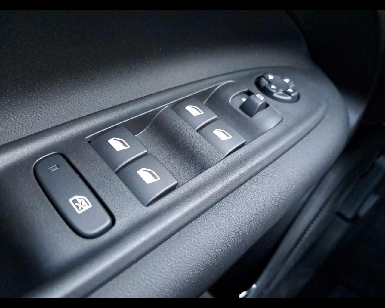 JEEP AVENGER - AVENGER E-HYBRID BLACK EDITION