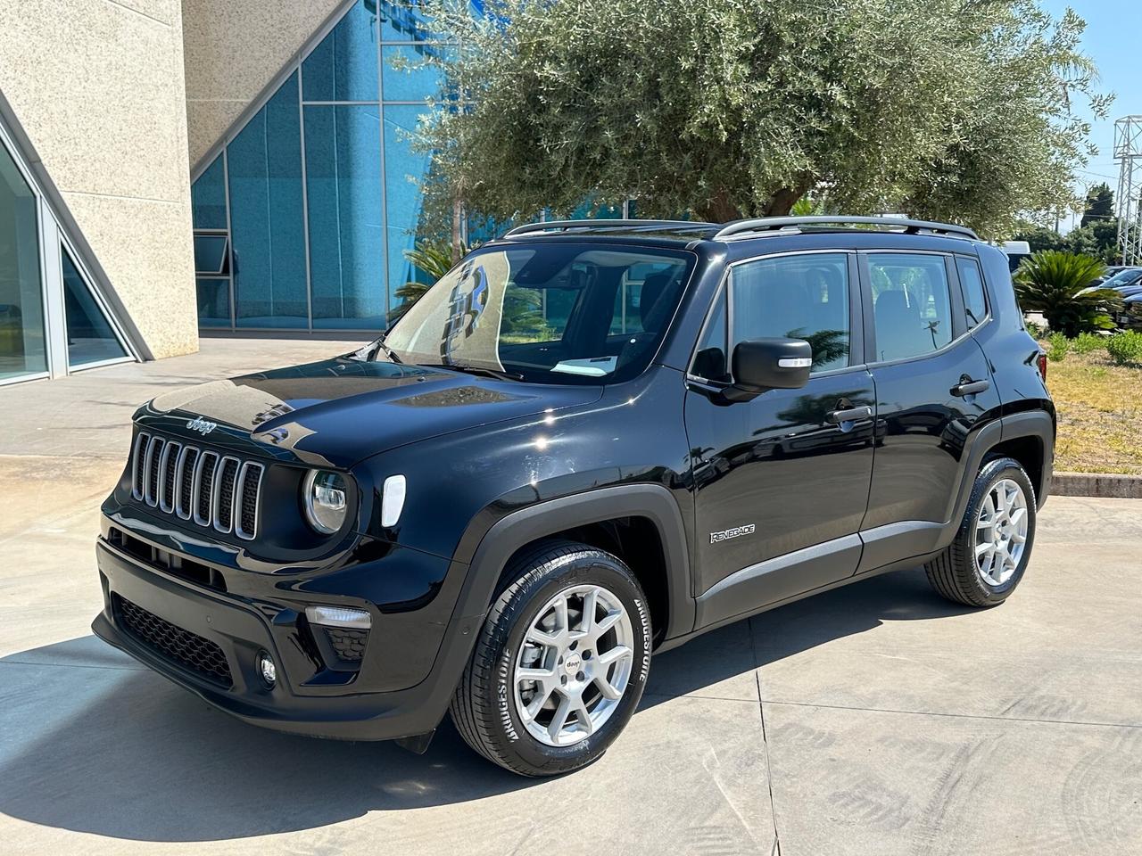 Jeep Renegade 1.5 Altitude offerta T-Stock prezzo imperdibile