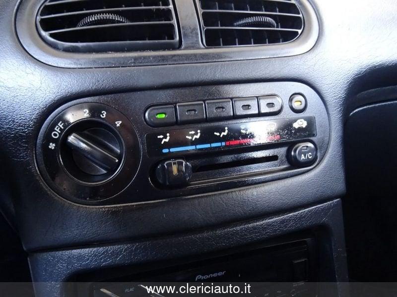 Honda Civic 1.6 16V cat ESi