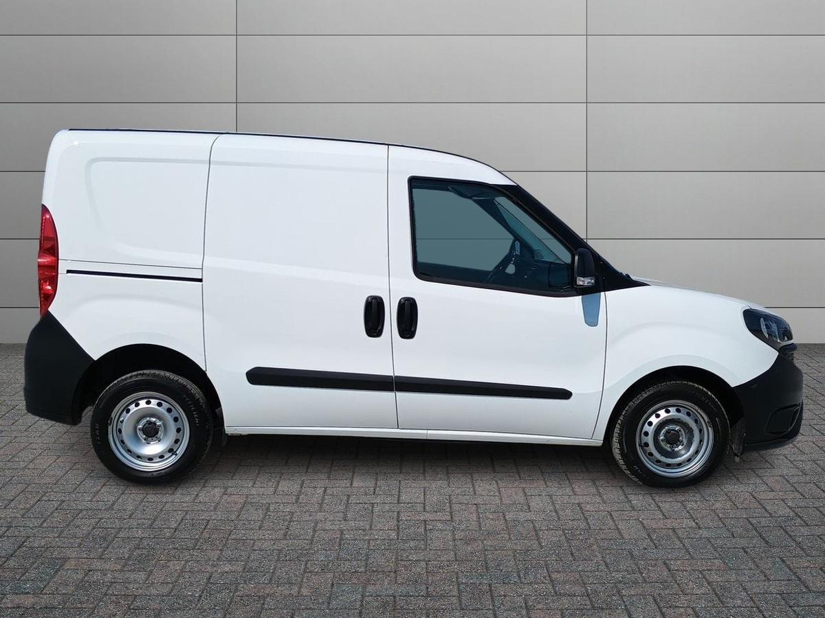 FIAT Doblo Cargo 2019 - Doblo cargo 1.6 mjt 105cv CH1 Business S&S