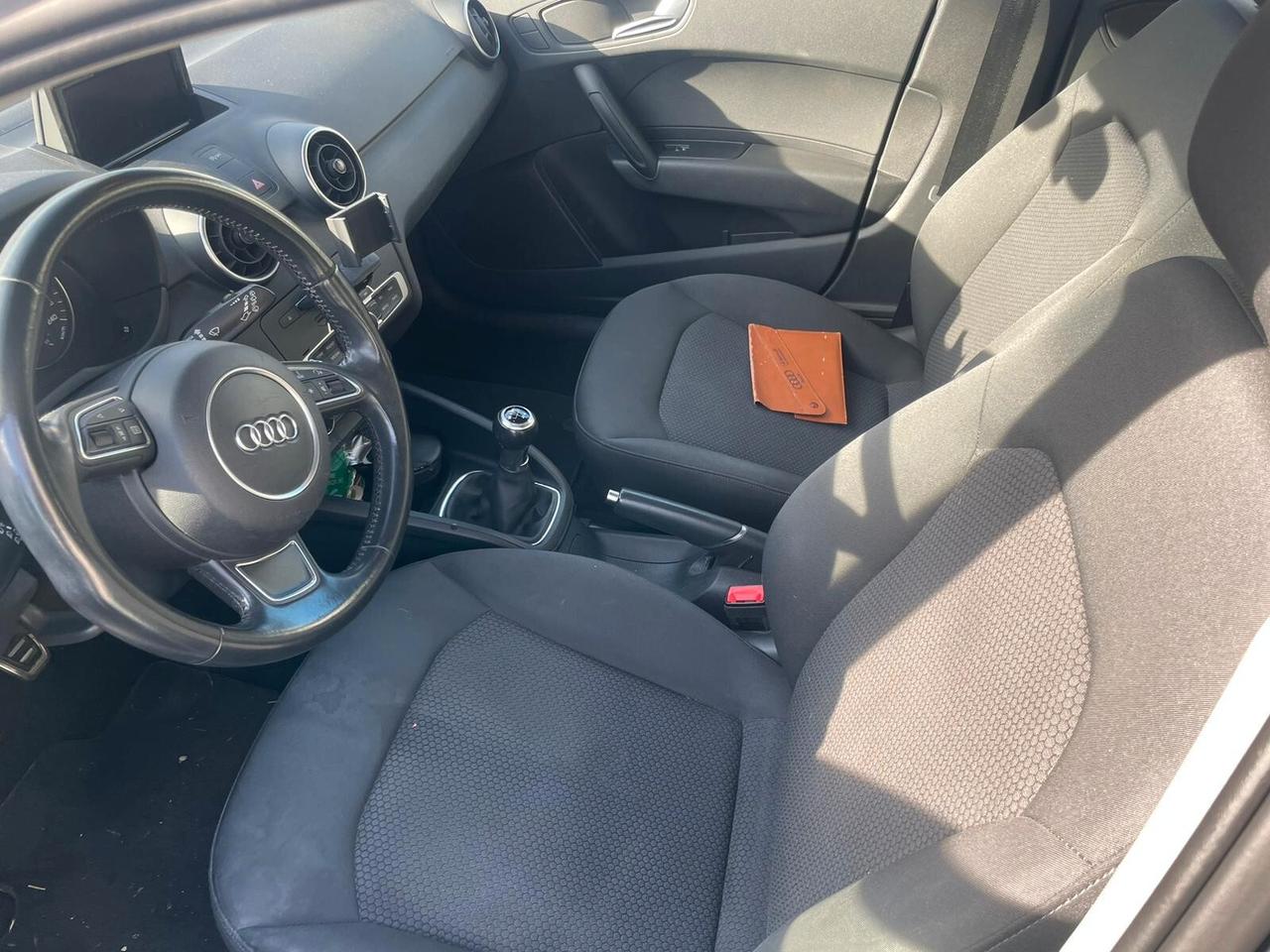 Audi A1 Admired 70kW (95cv)