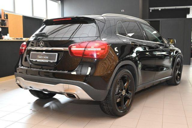 MERCEDES-BENZ GLA 180 SPORT AUTO NAVI TEL CAM 18"CRUISE PELLE/TESS.FULL!