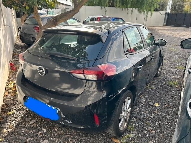 Opel Corsa 1.5 Edition sinistrata incidentata