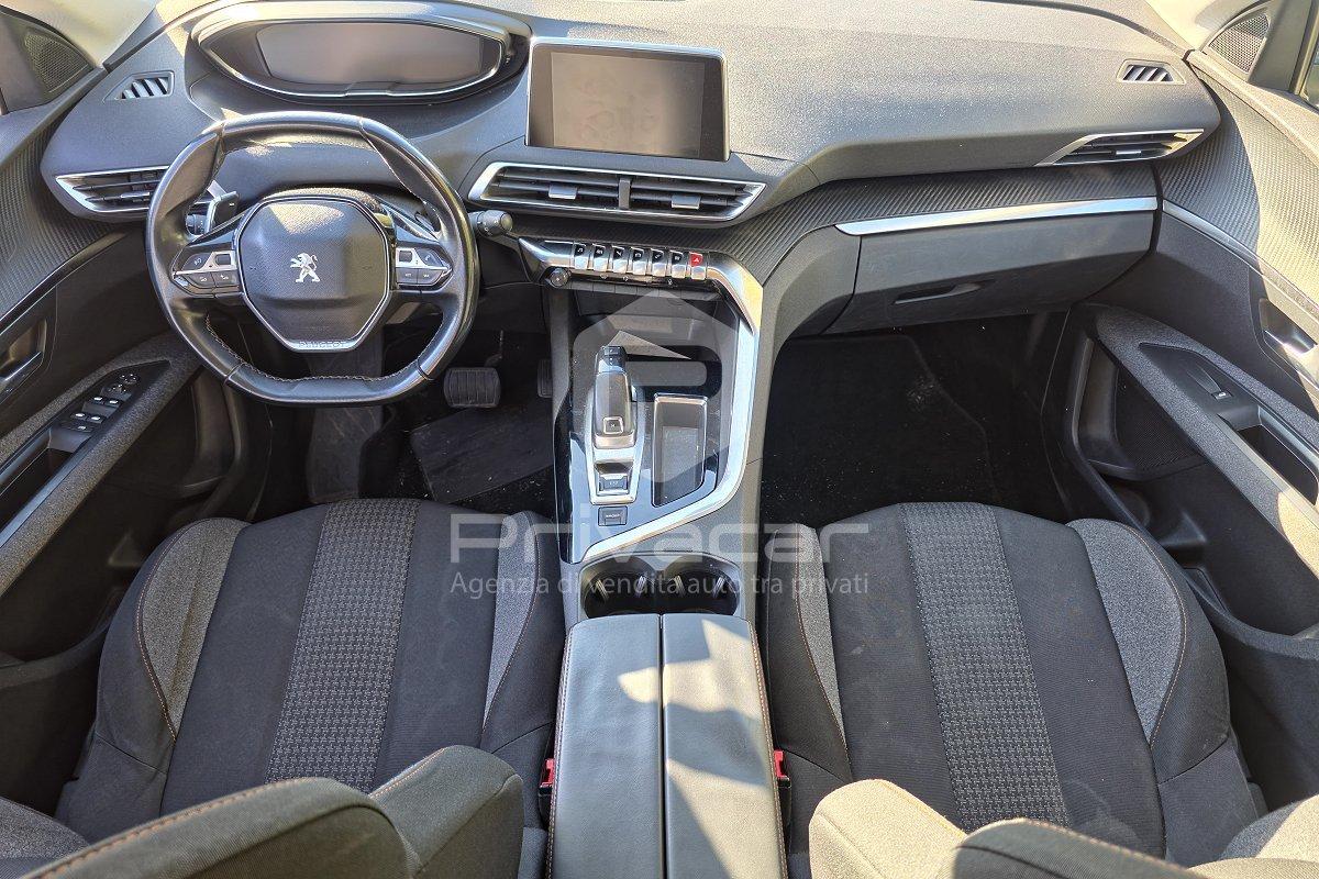 PEUGEOT 3008 BlueHDi 120 S&S EAT6 Business