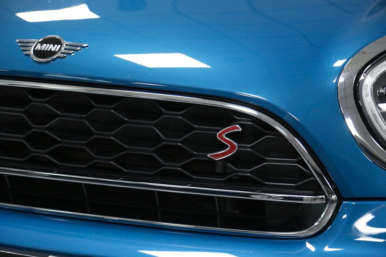 Mini Countryman Cooper SD ALL4 Yours auto