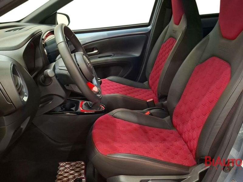 Toyota Aygo X Aygo X 1.0 Undercover 72cv