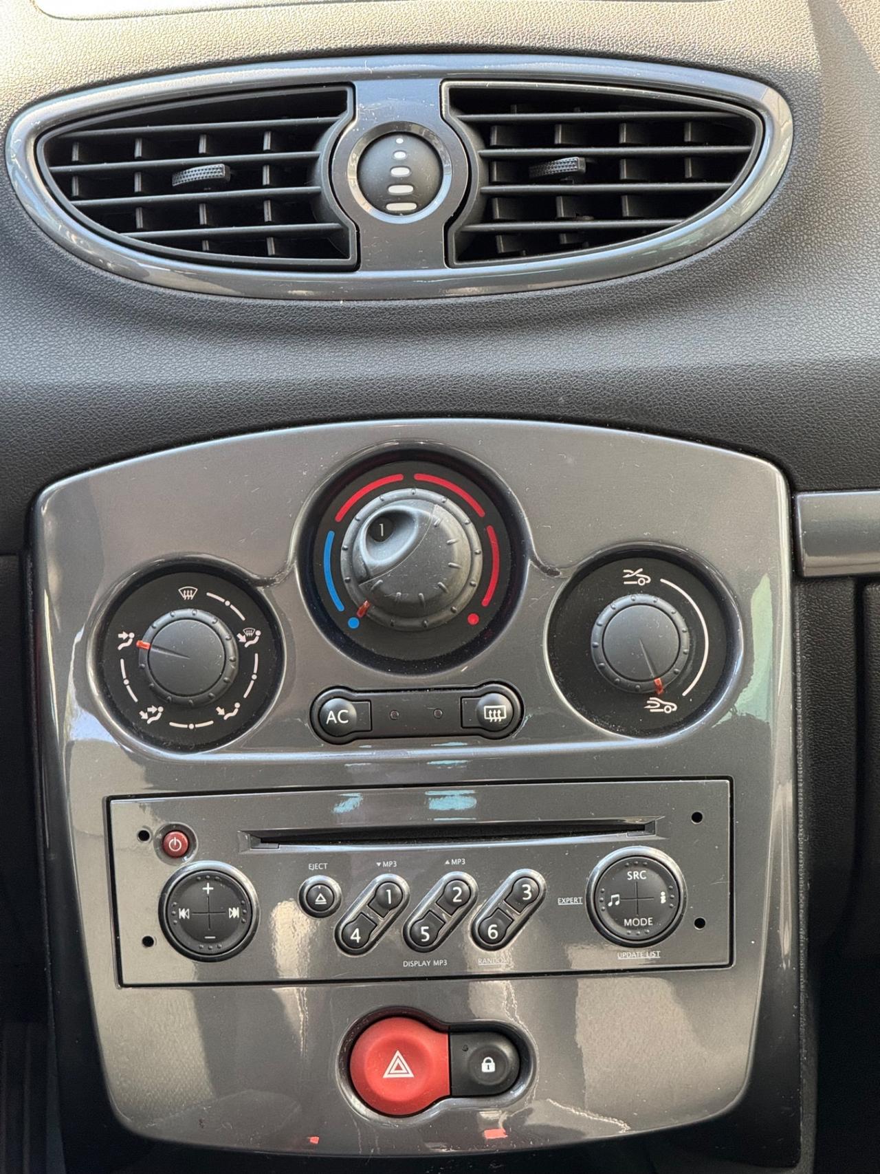 Renault Clio 1.2 -5 porte- Neopatentati