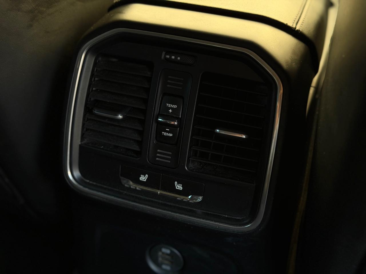 Porsche Macan TURBO 3.6 V6 400 CV PDK BOSE VENTILATI