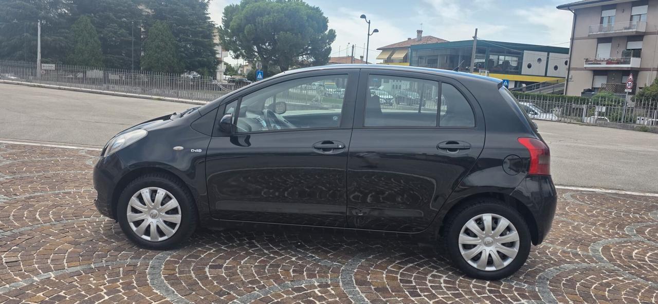 Toyota Yaris 1.4 D-4D 5 porte M-MT Navi