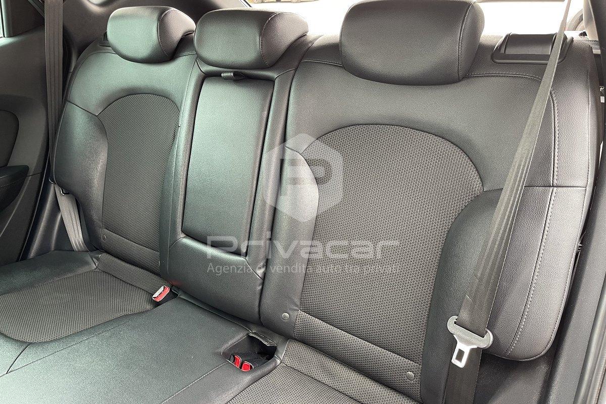 HYUNDAI ix35 1.7 CRDi 2WD Xpossible