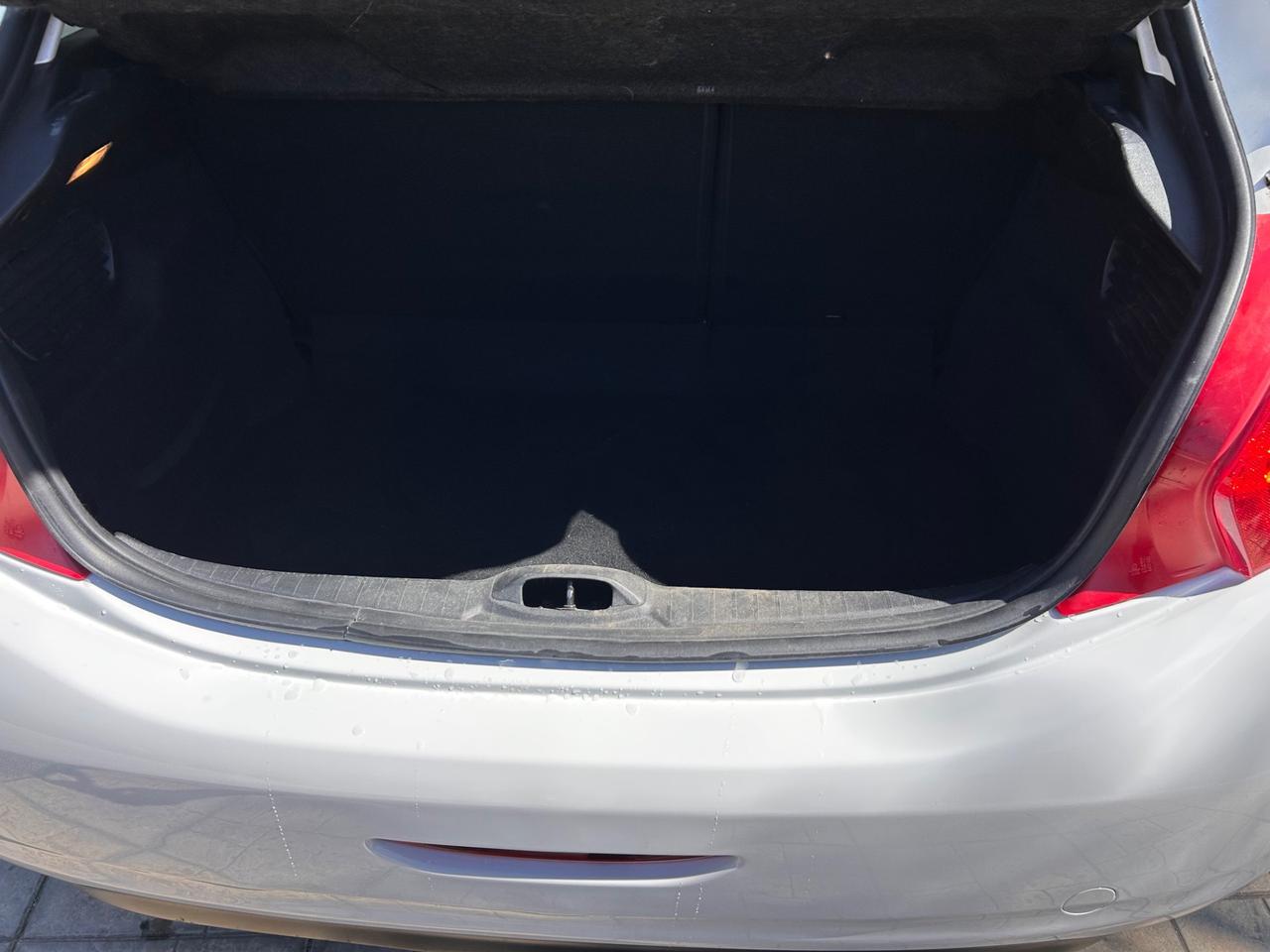Peugeot 208 1.4 HDi 68 CV 5 porte Access