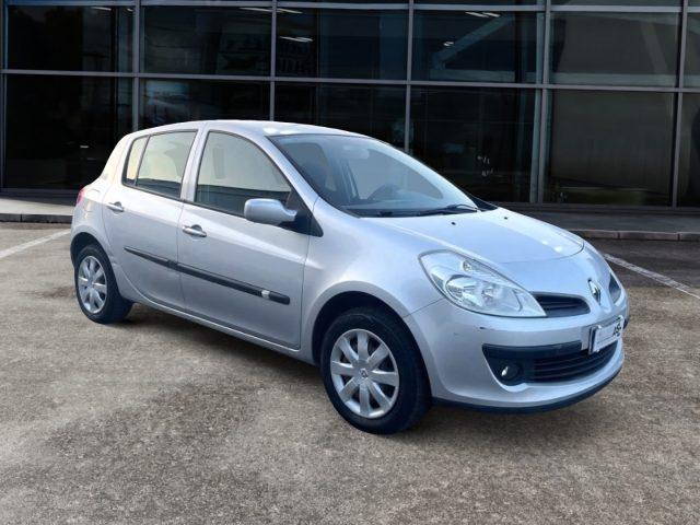 RENAULT Clio 1.2 BENZ 75 CV 16V 5 porte ADATTA A NEOPATENTATI
