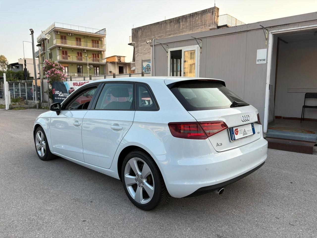Audi A3 1.6 TDI clean diesel Ambition