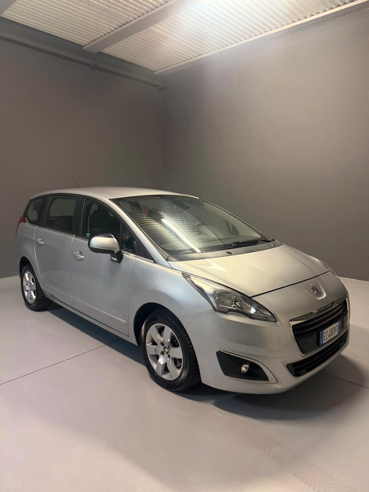 Peugeot 5008 BlueHDi 120 S&S Business