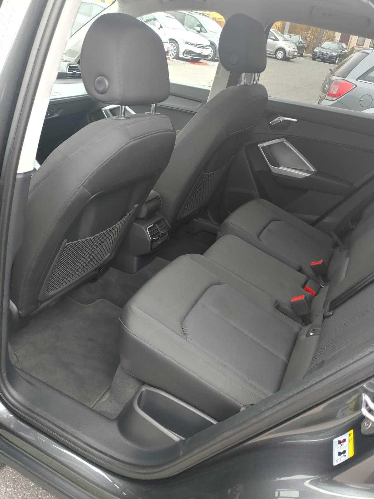 Audi Q3 40 TDI 190 cv S tronic S line TETTO PANO