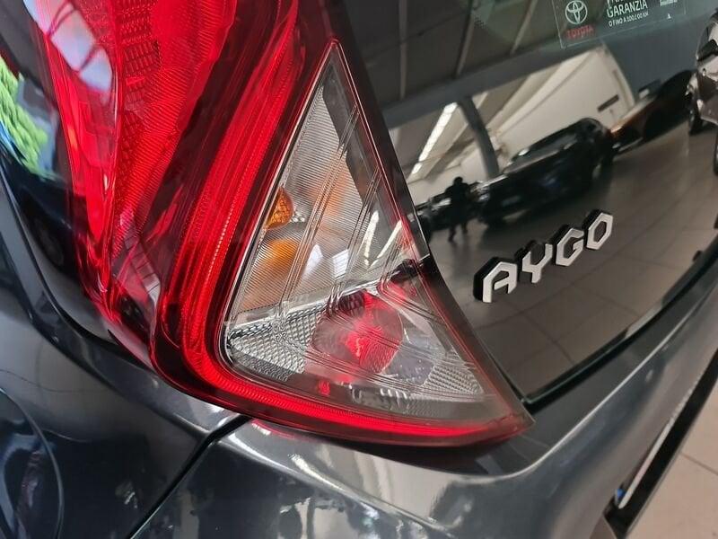Toyota Aygo 1.0 VVT-i 72 CV 5 porte x-cool