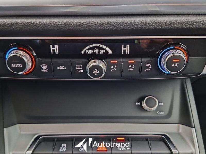 Audi Q3 35 TDI 150 CV Automatica NAVI LED Business