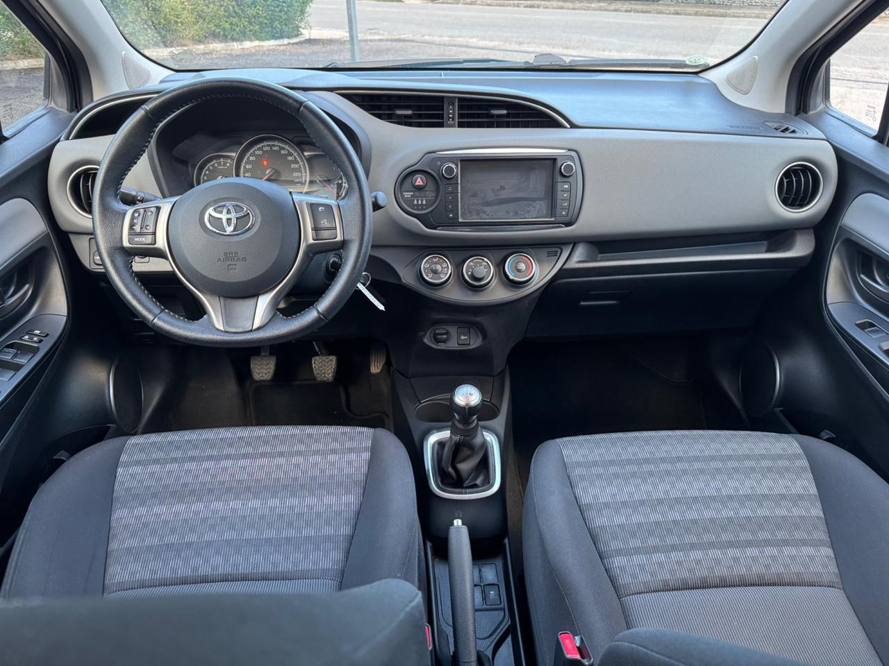 Toyota Yaris 1.0 5 porte Lounge
