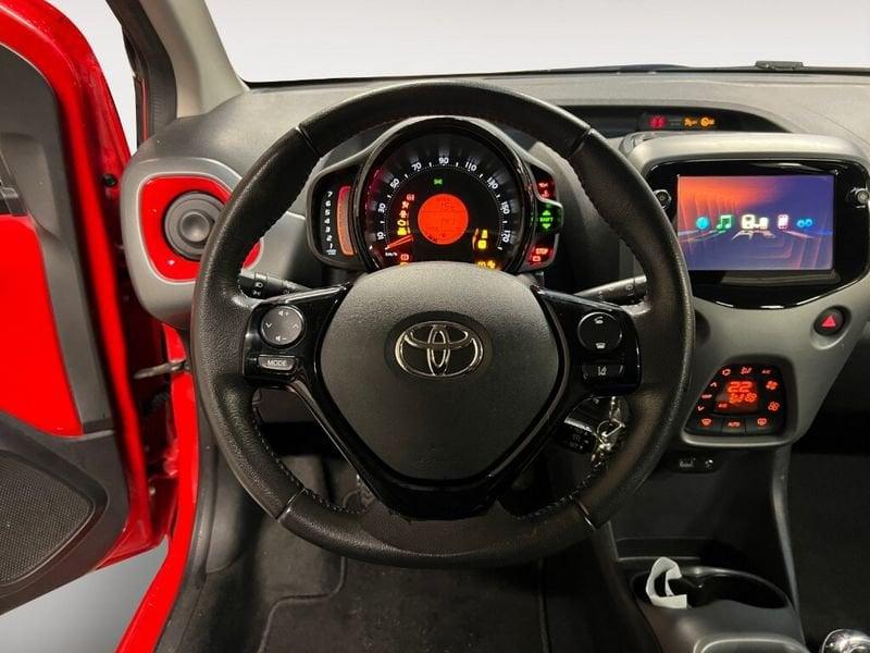 Toyota Aygo 2ª serie Connect 1.0 VVT-i 72 CV 5 porte x-play