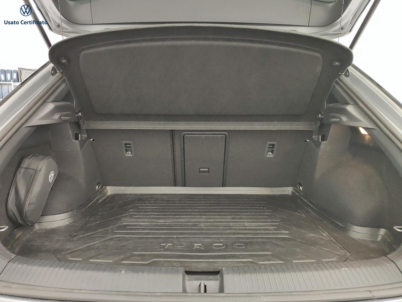 VOLKSWAGEN T-Roc - T-Roc 1.0 TSI Style