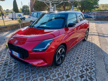 Suzuki Swift 1.2 Hybrid Top bicolor