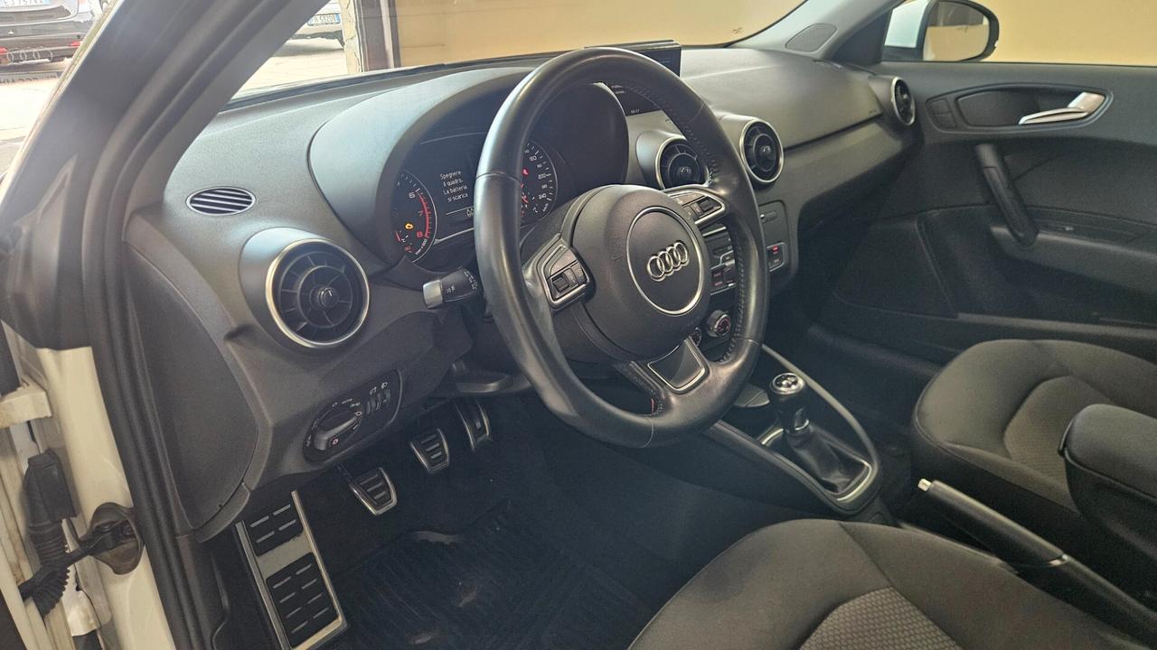 Audi A1 1.0 TFSI ultra Admired