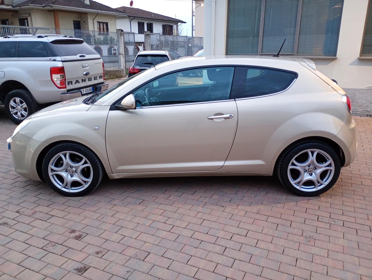 Alfa Romeo MiTo 1.4 Turbo 135 CV M.air S&S Distintive Sport Pack