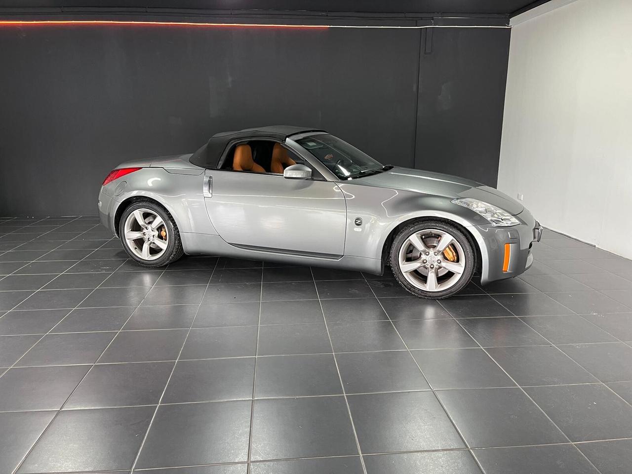 Nissan Z 350Z Roadster 3.5 V6 Lev 1