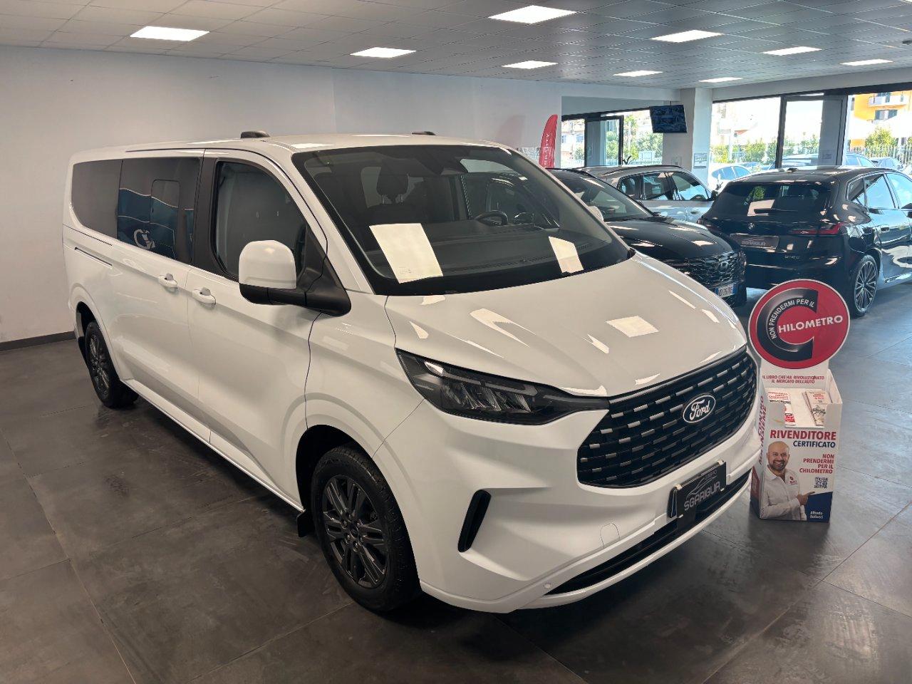 Ford Tourneo Custom 9 Posti Passo Lungo L2 Titanium 2.0 Diesel