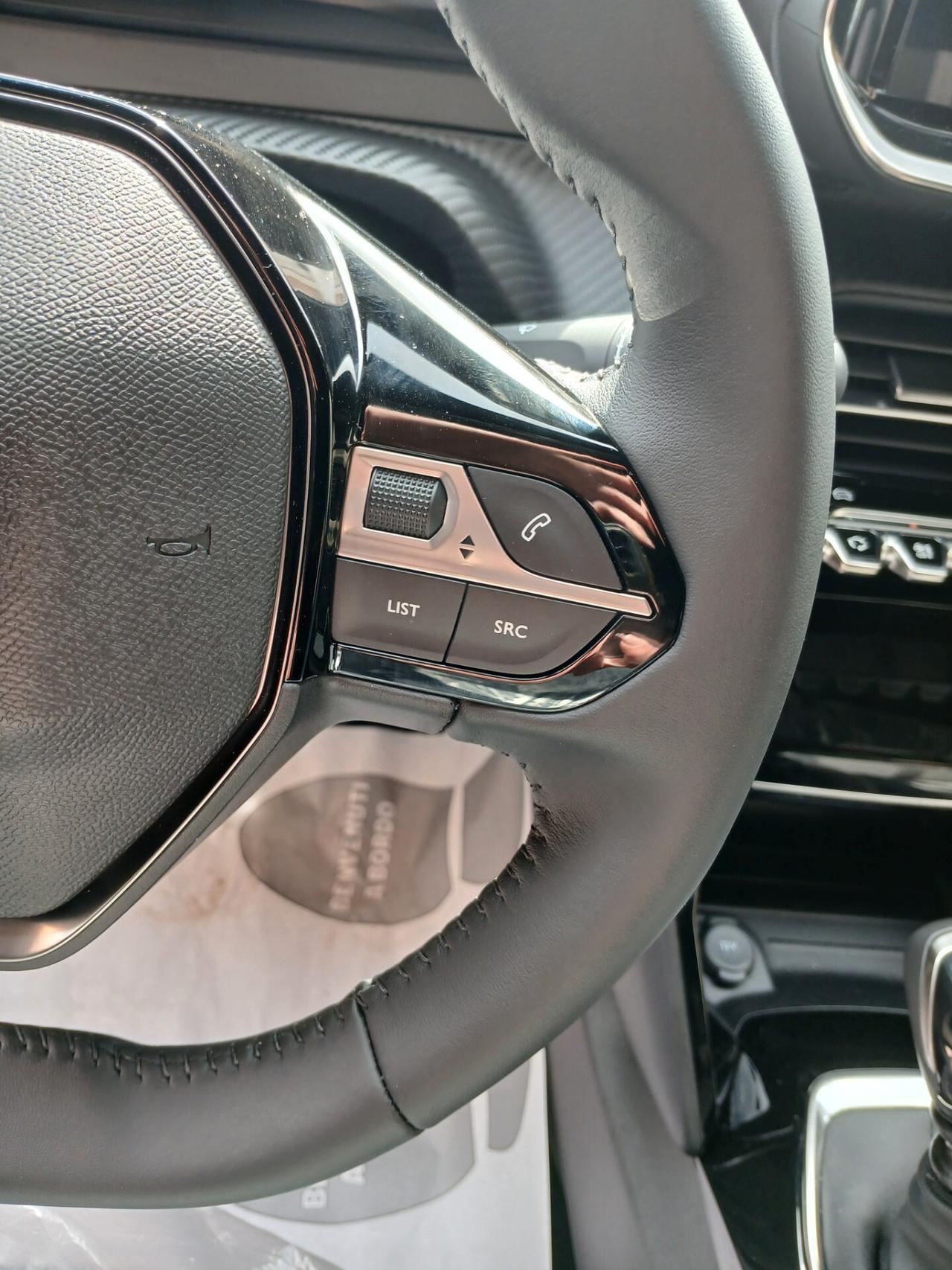 Peugeot 2008 PureTech 100 S&S Allure