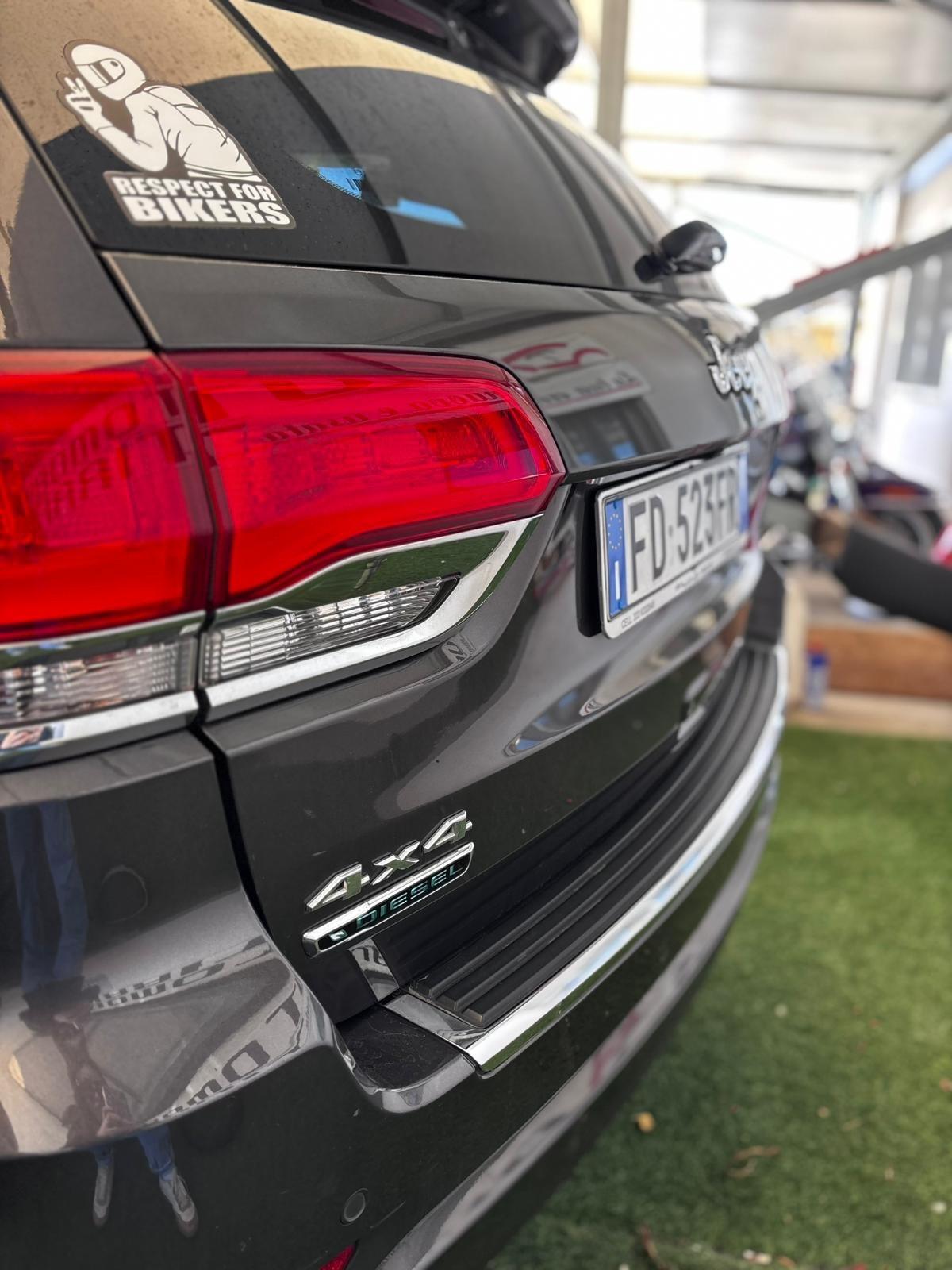 Jeep Grand Cherokee 3.0 V6 CRD 250 CV Multijet II Overland