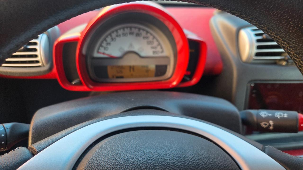 Smart ForTwo 1000 52 kW MHD coupé passion