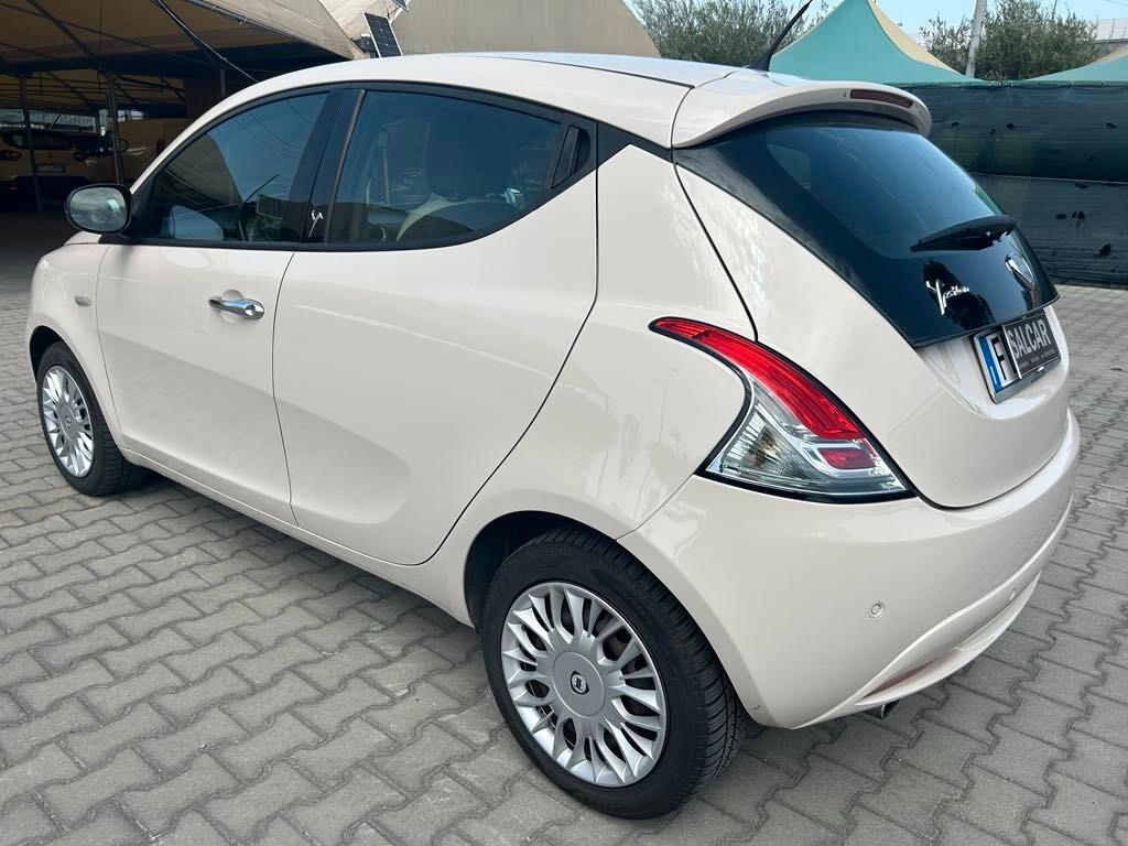 Lancia Ypsilon 1.2 GPL