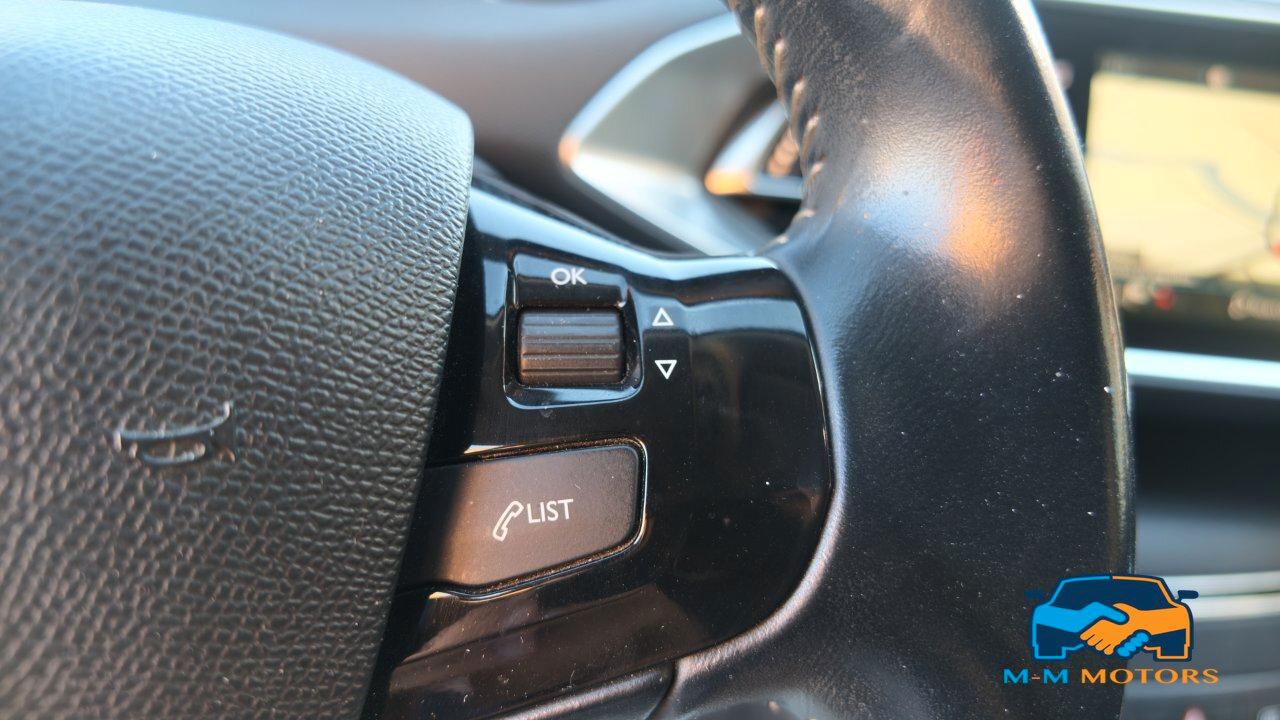 Peugeot 308 Station Wagon 308 SW Allure 130cv my18