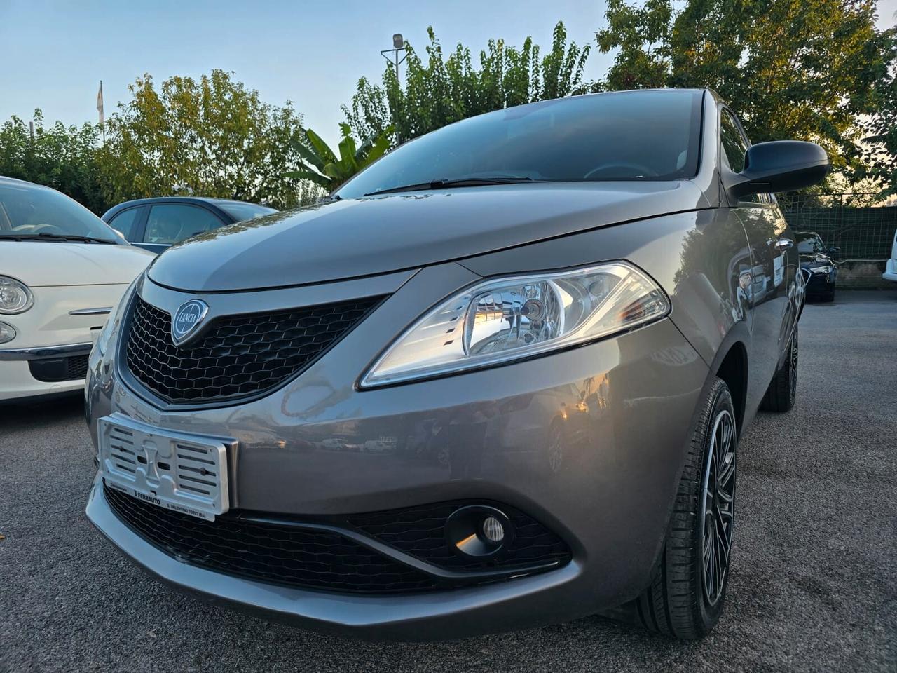 LANCIA NEW Y 1.0 HYBRID GOLD 70CV ITALIANA GARANZIA