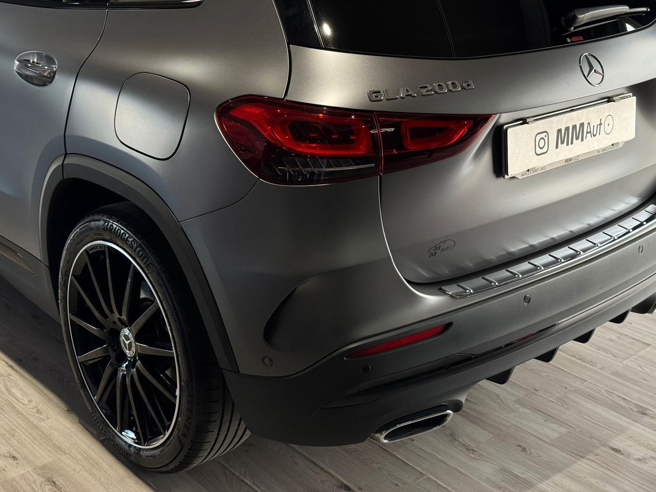 Mercedes-benz GLA 200 d Automatic 4Matic Premium Night Edition