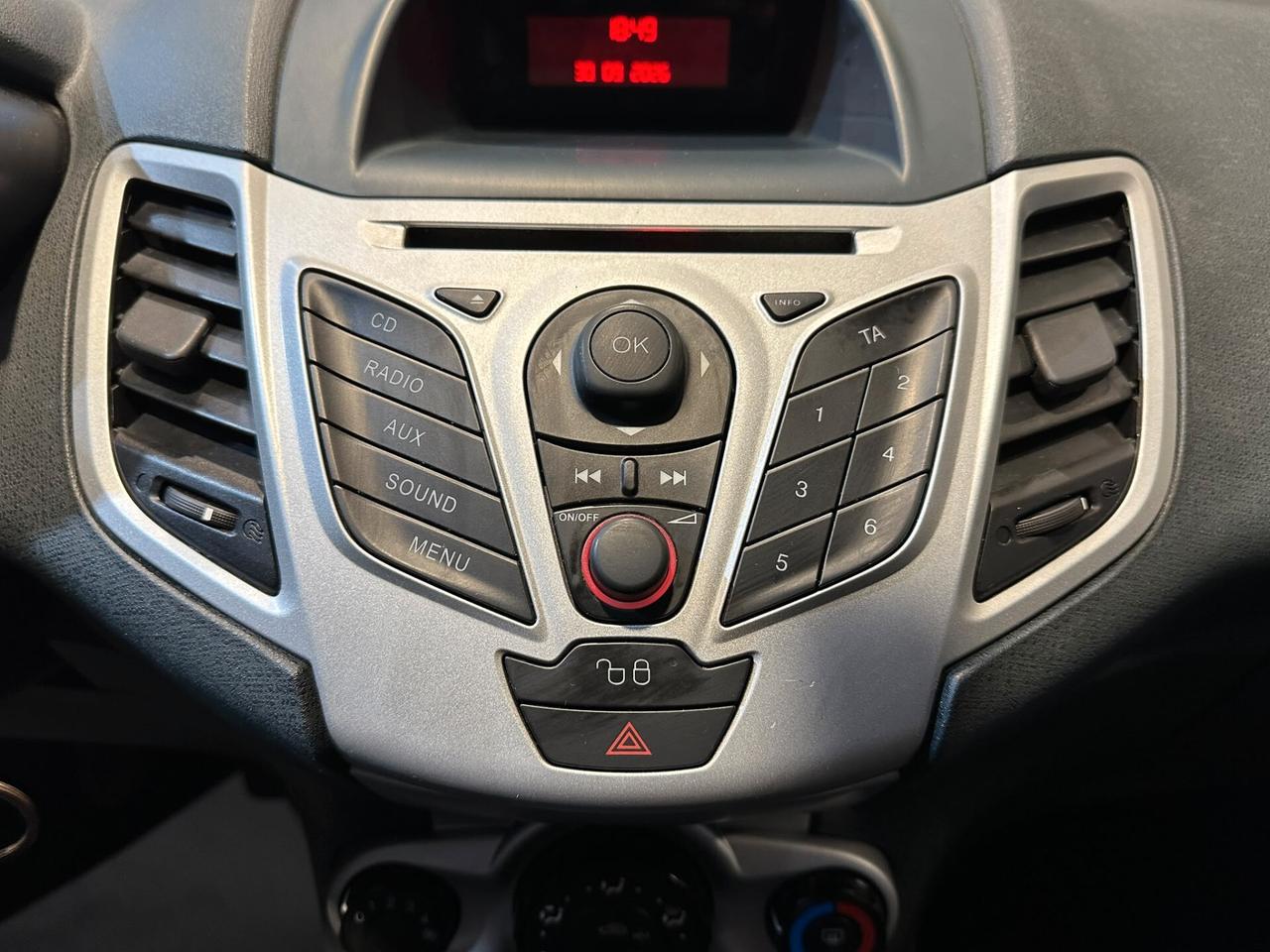 Ford Fiesta 1.4 TDCi 5p. Titanium