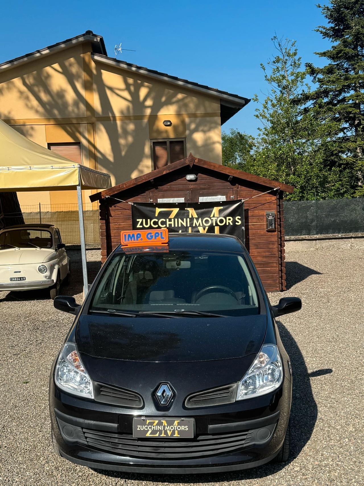 Renault Clio 1.2 16V 5 porte Le Iene