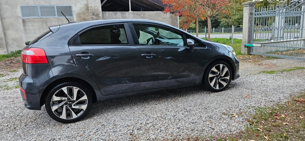 Kia Rio 1.1 CRDi 5p. Cool