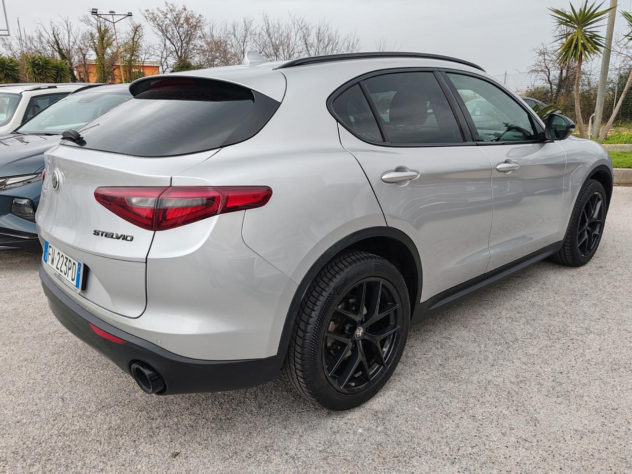 Alfa Romeo Stelvio 2.2 TD 190cv AT8 Q4 B-Tech