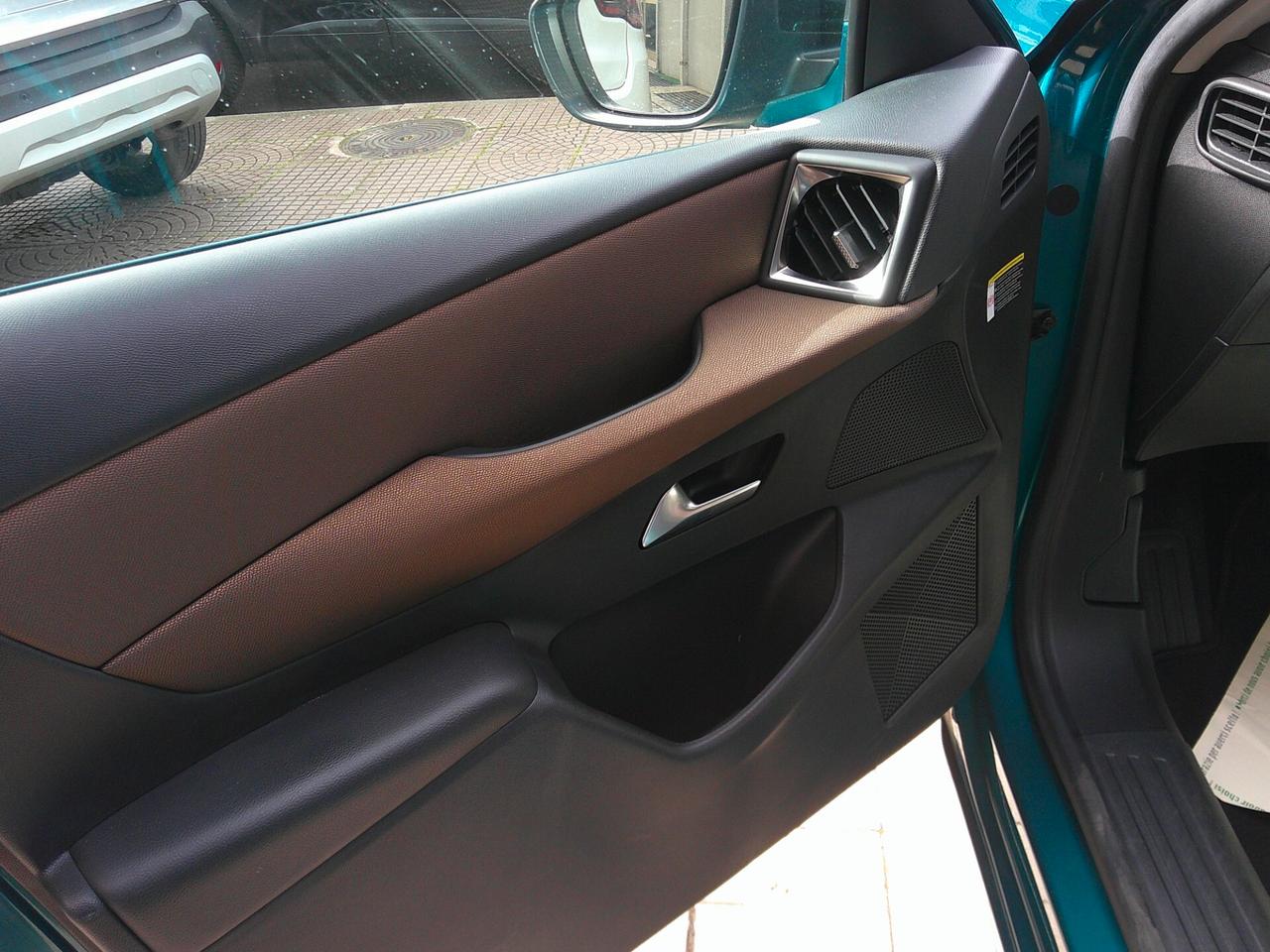 Ds DS3 3 Crossback BlueHDi 100 So Chic