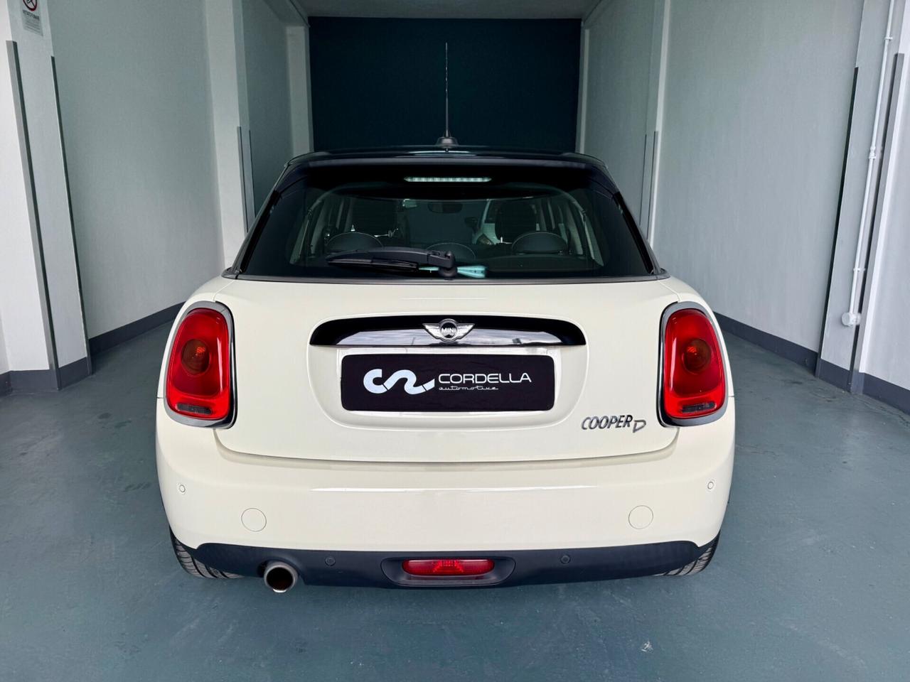 Mini 1.5 Cooper D 5 porte