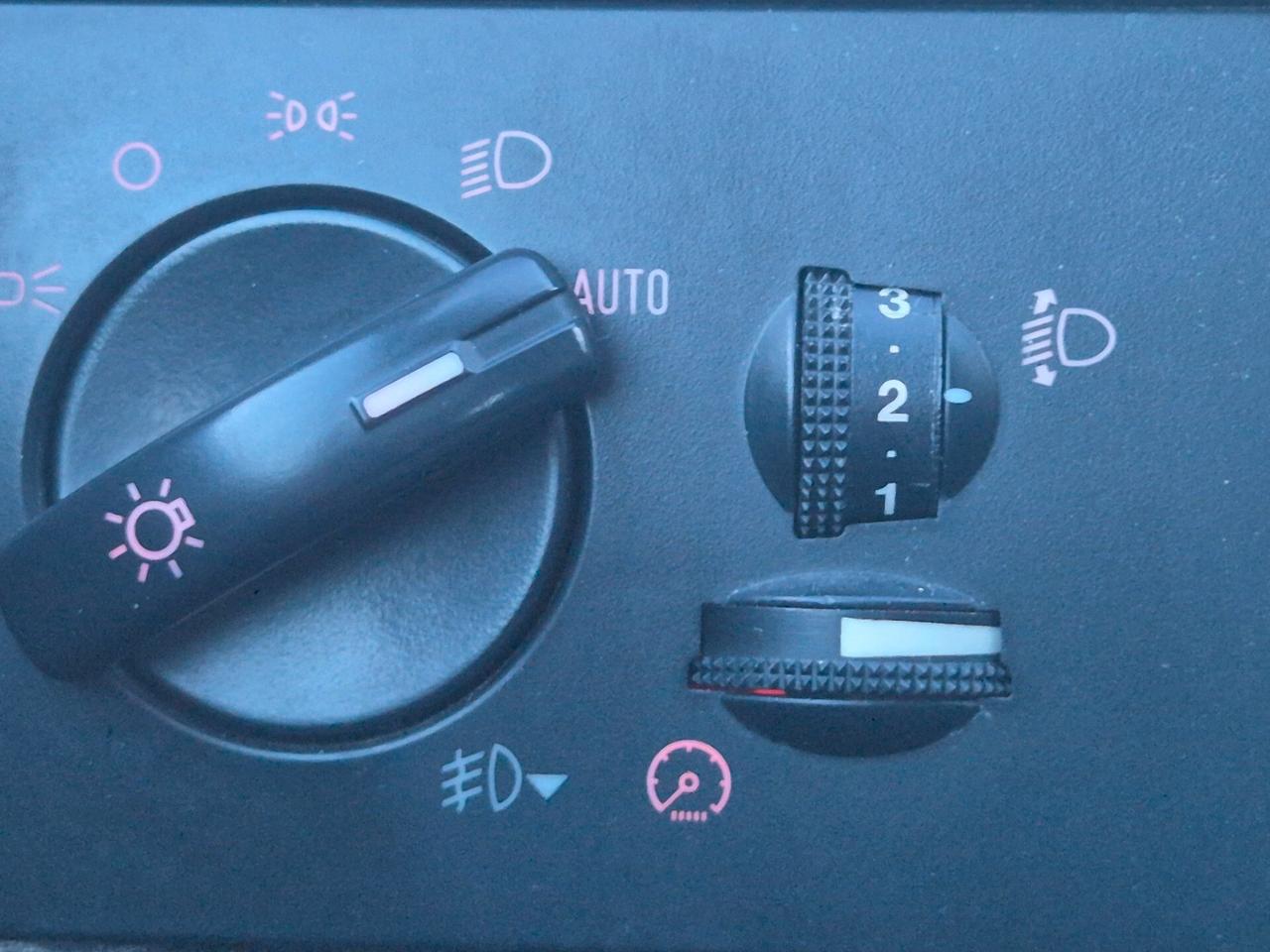 Ford C-Max 1.6 TDCi 90 CV